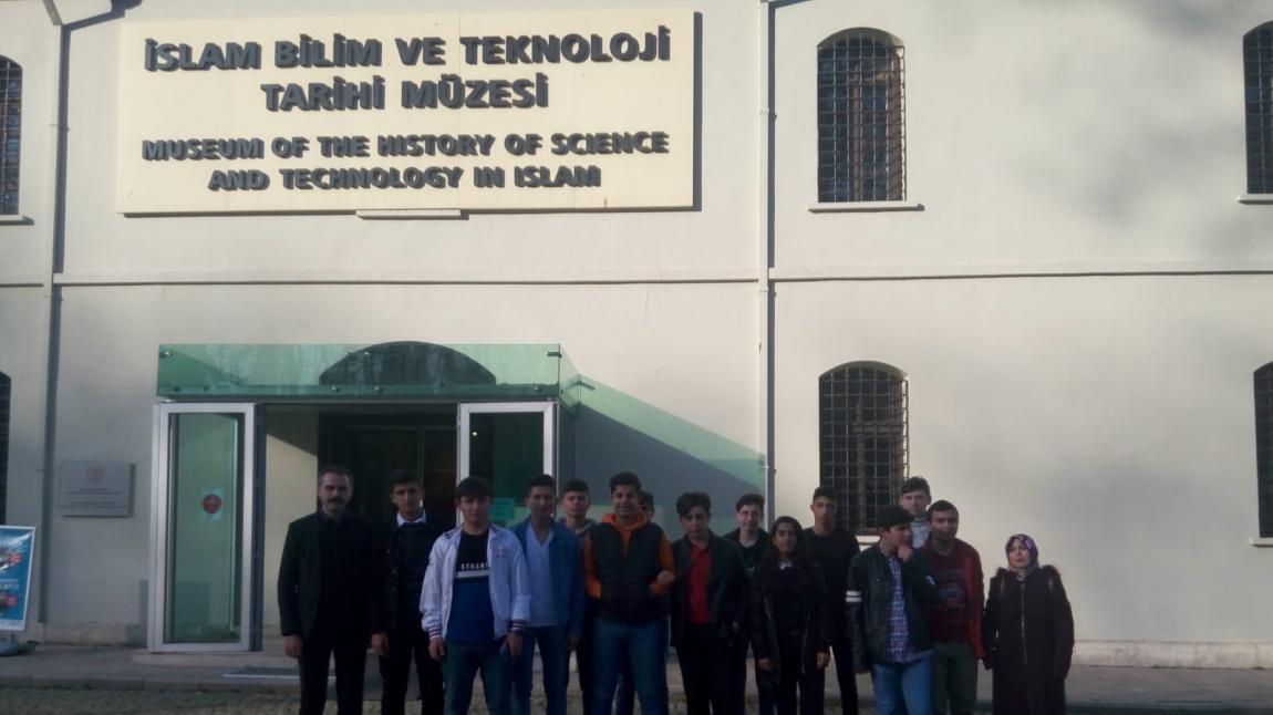 Öğrencilerimiz İslam Bilim ve Teknoloji Tarihi Müzesinde